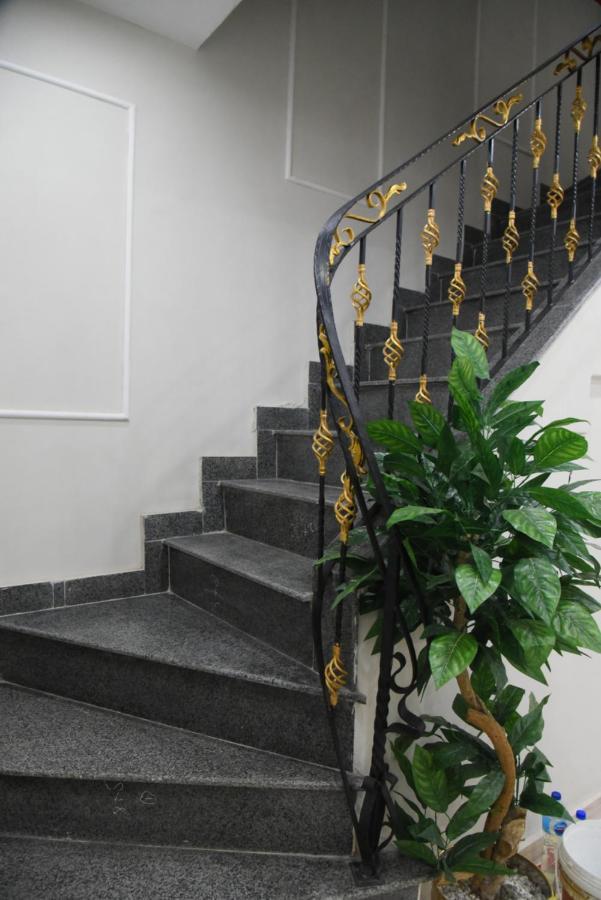 Hotel White Season Gulberg 拉合尔 外观 照片