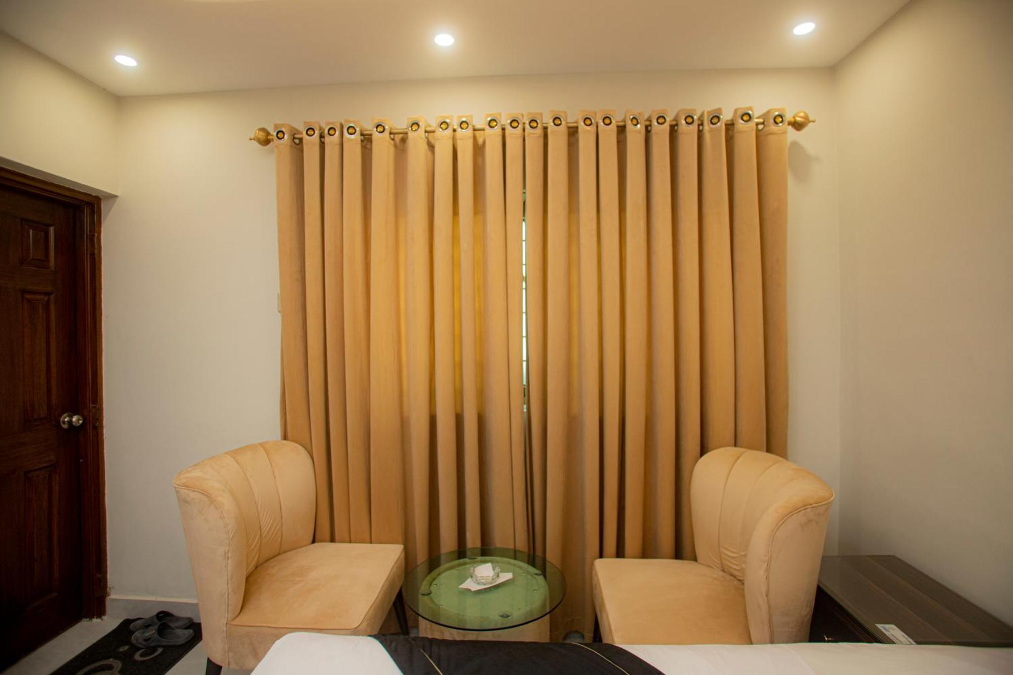 Hotel White Season Gulberg 拉合尔 外观 照片